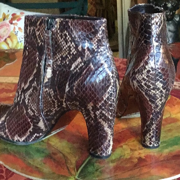 Sam Edelman Boots - Picture 2 of 3
